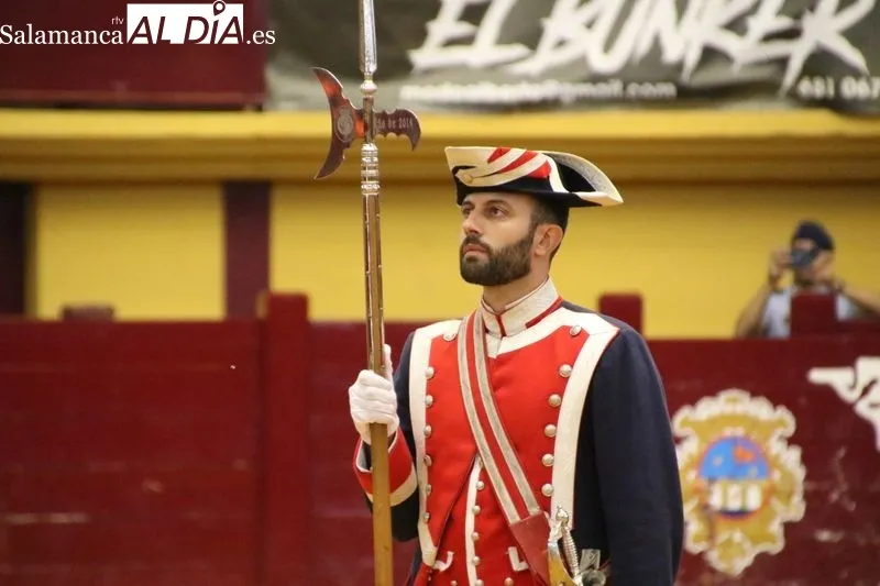 Foto 8 - Aplaudida y emocionante exhibici&oacute;n de la Guardia Real en Alba de Tormes