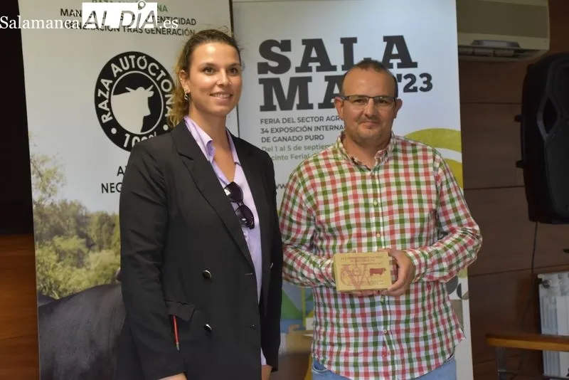 Foto 12 - Entregados los premios del Concurso Morfol&oacute;gico de la Raza Avile&ntilde;a Negra Ib&eacute;rica