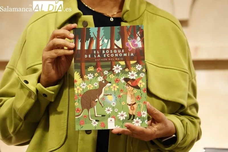 Presentación del libro 'El Bosque de la Economía' de Esther del Brío. Foto de David Sañudo