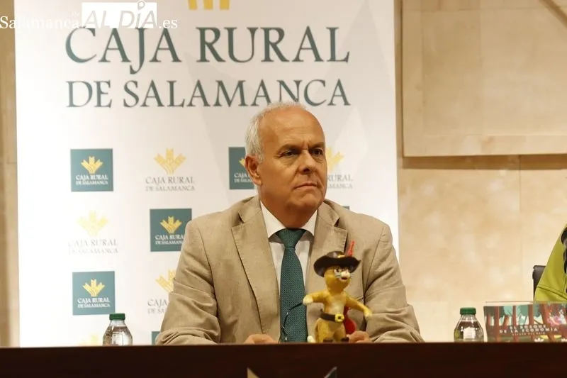 Presentación del libro 'El Bosque de la Economía' de Esther del Brío. Foto de David Sañudo