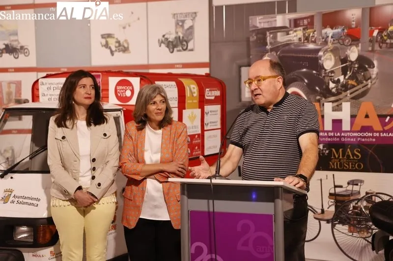 Presentación en el Museo de Automoción de este Raid Solidario de Ciclomotores a favor de Proyecto Hombre Salamanca. Foto de David Sañudo