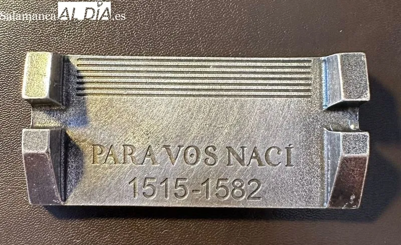Foto 4 - Presentadas la orla de cultos y la placa medalla conmemorativa del A&ntilde;o Jubilar Teresiano