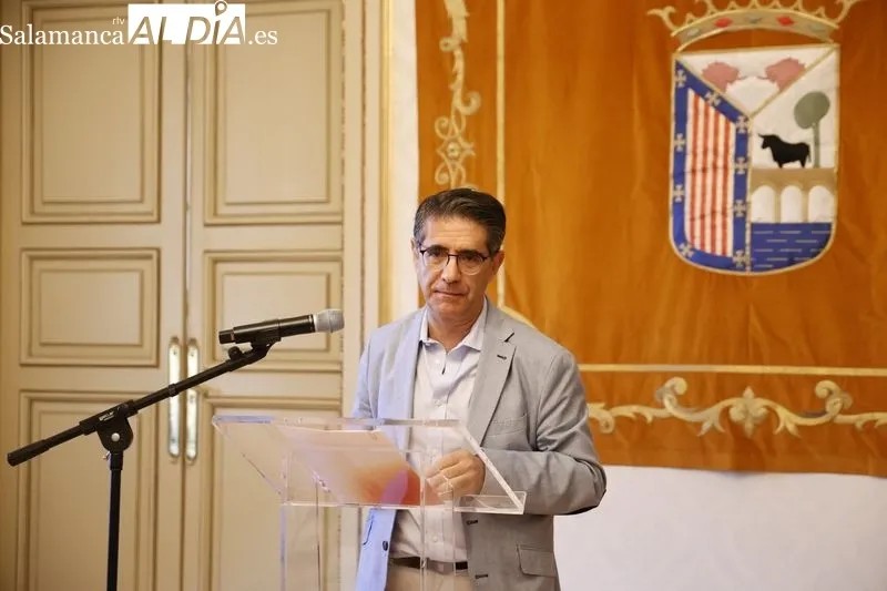 Presentación en el Ayuntamiento del concierto que dará en Salamanca la Orquesta Sinfónica y Coro Radio Televisión Española, que interpretará ‘La verbena de la Paloma’ 
