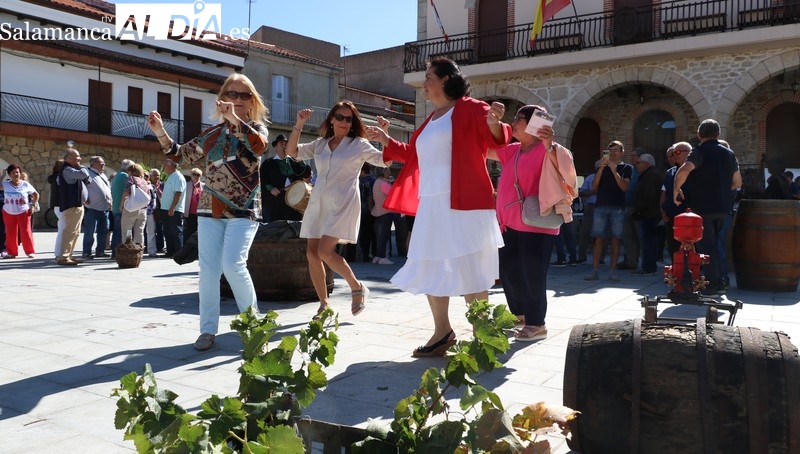 Villarino vive con intensidad la Fiesta de la Vendimia / CORRAL