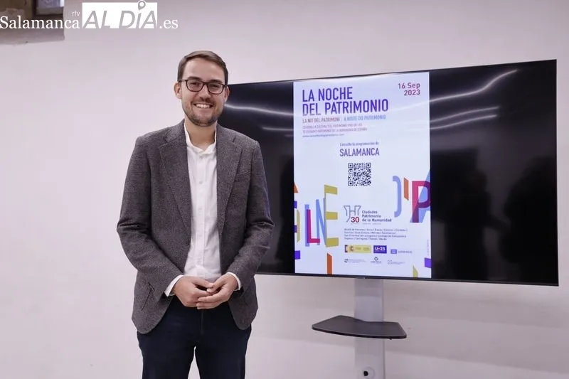 El concejal de Cultura y Turismo, Ángel Fernández Silva, en la presentación de ‘La Noche del Patrimonio’, que será el próximo sábado, día 16. Foto de David Sañudo