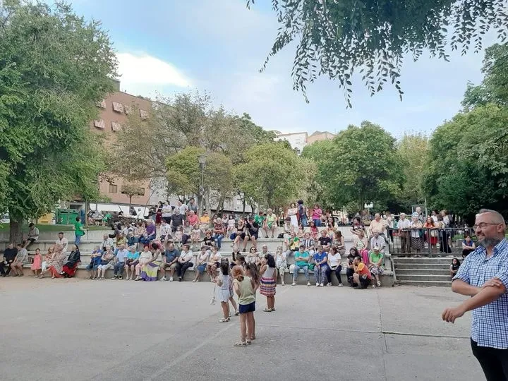 La danza del Vientre y El Mariquelo, protagonistas en el Parque Picasso