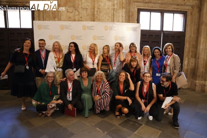 Emotivo y feliz reencuentro de la primera promoción de Periodismo de Salamanca