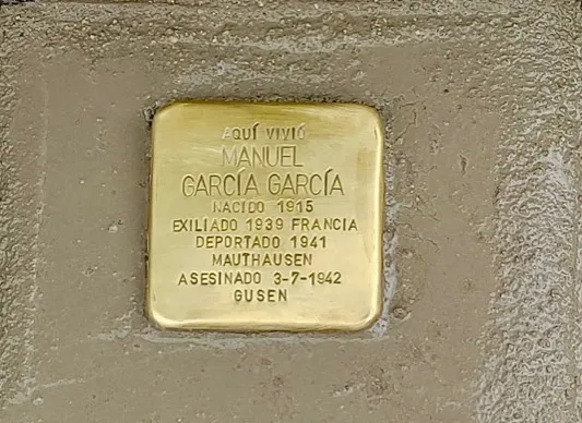 Salmoral coloca una piedra de la memoria en recuerdo a su vecino deportado a Mauthausen Manuel García García