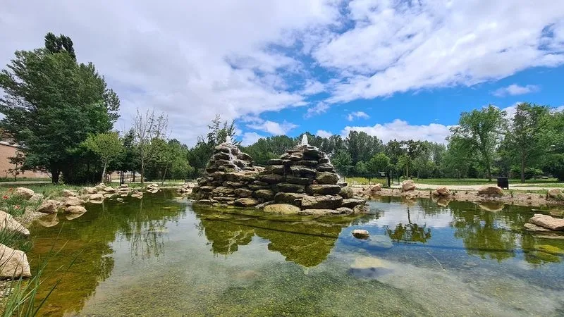 Foto ganadora del primer premio infantil, Reflejo botánico