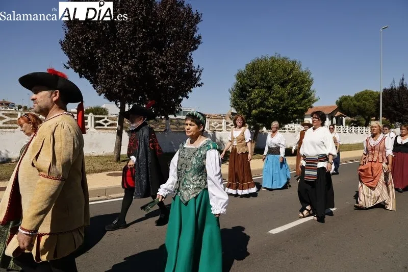 Mercado Renacentista, bailes y danzas en honor a los novios y desfile del Cortejo Real en las X Vísperas Nupciales de Aldeatejada. Fotos: David Sañudo