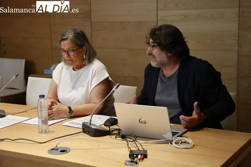 Acto sobre 'Las Brigadas Internacionales en Salamanca y el Convento de las Comendadoras de Santiago' en el Centro Documental de la Memoria Histórica. Fotos: David Sañudo