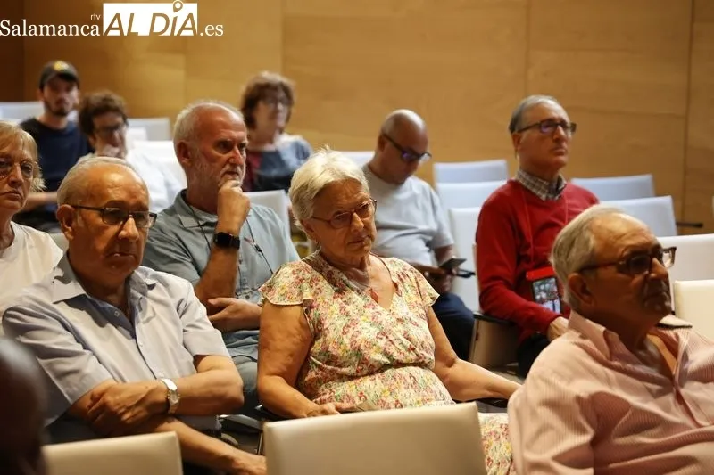 Acto sobre 'Las Brigadas Internacionales en Salamanca y el Convento de las Comendadoras de Santiago' en el Centro Documental de la Memoria Histórica. Fotos: David Sañudo