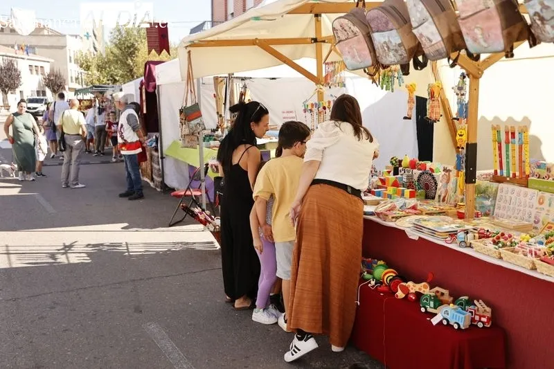 Foto 7 - El III Mercado Medieval de Castellanos de Moriscos ya est&aacute; en marcha