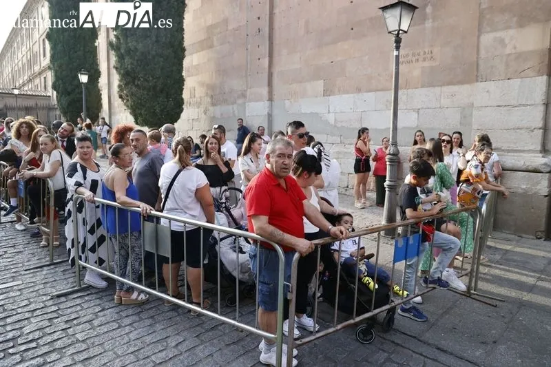 Foto 8 - Nuestro Padre Jes&uacute;s Flagelado sale a la calle para celebrar los 75 a&ntilde;os de la fundaci&oacute;n de la cofrad&iacute;a