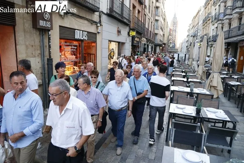 Foto 27 - El centro de la ciudad, en ebullici&oacute;n en este festivo 12 de octubre