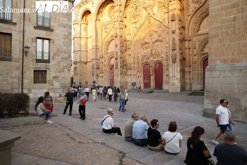 Foto 41 - El centro de la ciudad, en ebullici&oacute;n en este festivo 12 de octubre