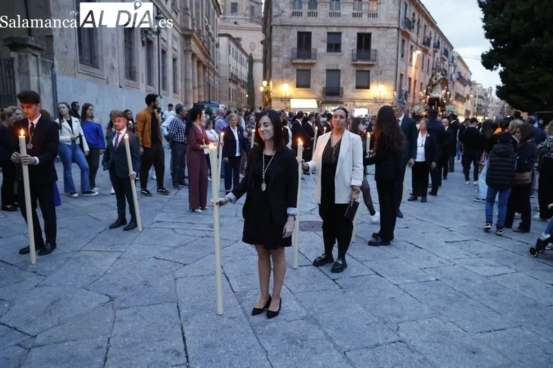 Procesión de la Virgen del Rosario por Salamanca. Fotos: David Sañudo