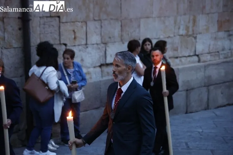 Procesión de la Virgen del Rosario por Salamanca. Fotos: David Sañudo