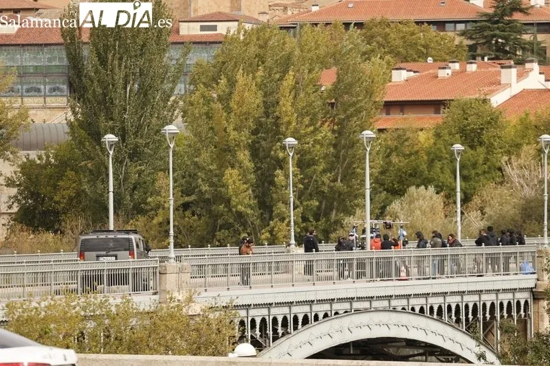 El puente Enrique Estevan, escenario del rodaje de esta mañana de sábado. Fotos: David Sañudo
