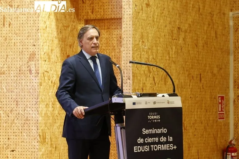 Apertura del seminario EDUSI TORMES  ‘Salamanca conecta con su río’ en el CMI Julián Sánchez 'El Charro'. Fotos: David Sañudo