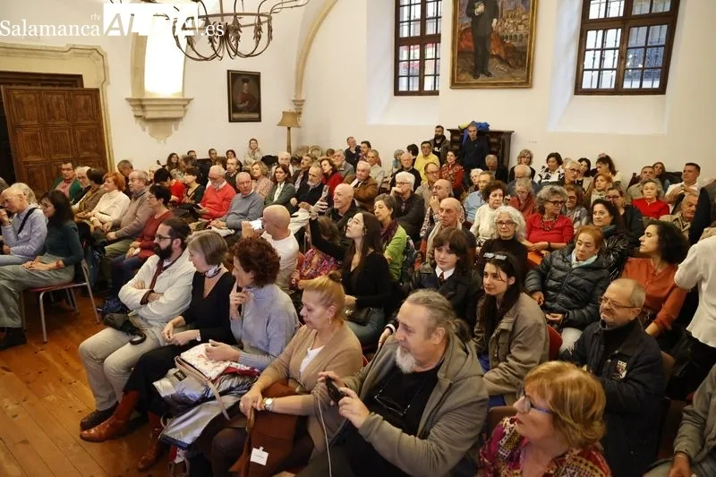 La Casa-Museo Unamuno ha acogido la presentación del libro de Carlos Sá Mayoral. Fotos: David Sañudo
