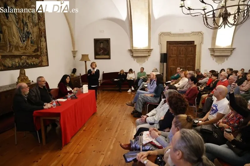 La Casa-Museo Unamuno ha acogido la presentación del libro de Carlos Sá Mayoral. Fotos: David Sañudo