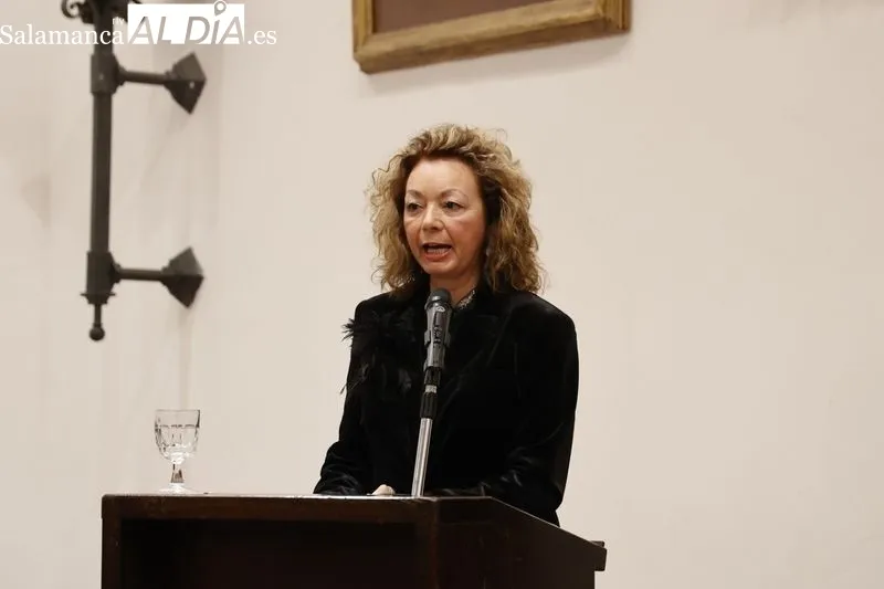 Acto de ingreso de la doctora María Fernanda Lorenzo Gómez en la Real Academia de Medicina de Salamanca. Fotos: David Sañudo