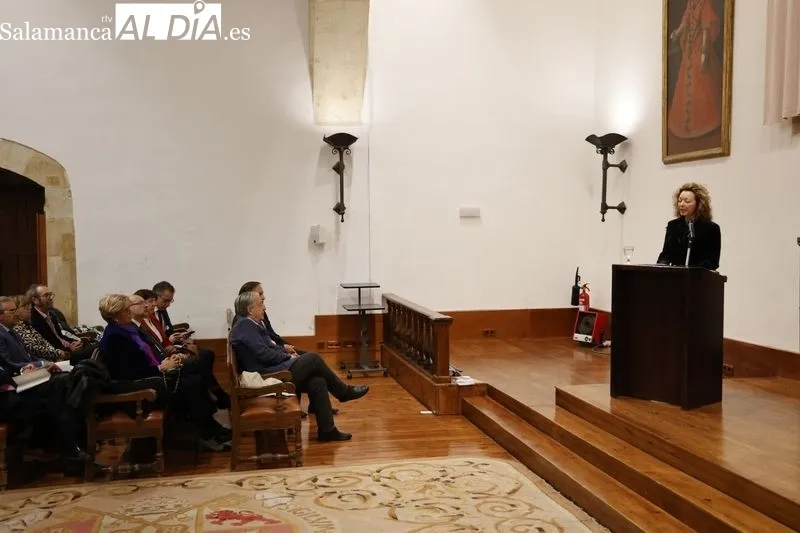 Acto de ingreso de la doctora María Fernanda Lorenzo Gómez en la Real Academia de Medicina de Salamanca. Fotos: David Sañudo