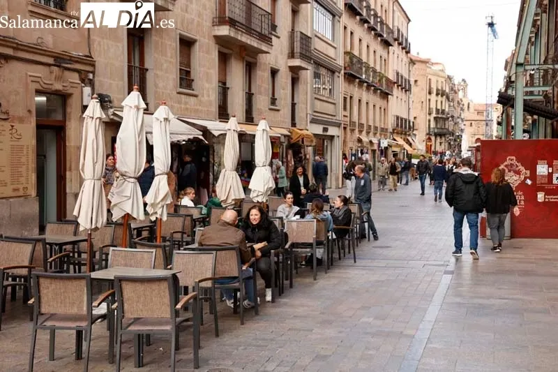 Ambiente en el centro de Salamanca este sábado | FOTOS: David Sañudo 