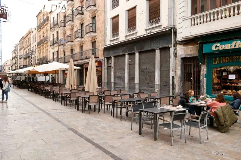 Ambiente en el centro de Salamanca este sábado | FOTOS: David Sañudo 