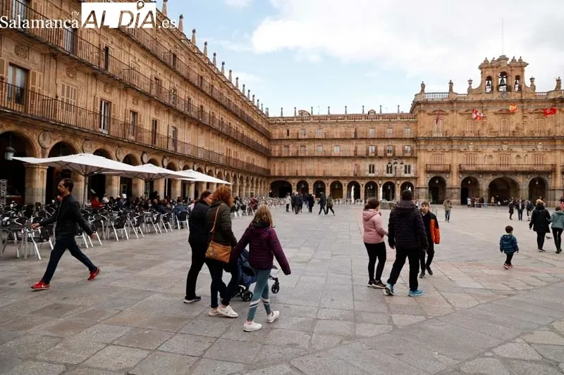 Ambiente en el centro de Salamanca este sábado | FOTOS: David Sañudo 