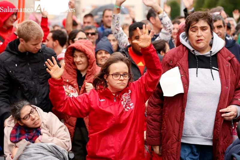 Más de 3.000 personas participan en la XIV edición de la Carrera de los Mil Pasos | FOTOS: David Sañudo 