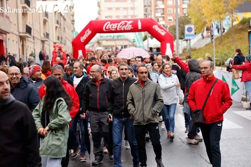 Más de 3.000 personas participan en la XIV edición de la Carrera de los Mil Pasos | FOTOS: David Sañudo 