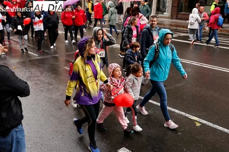 Más de 3.000 personas participan en la XIV edición de la Carrera de los Mil Pasos | FOTOS: David Sañudo 