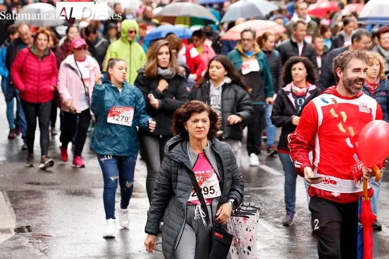 Más de 3.000 personas participan en la XIV edición de la Carrera de los Mil Pasos | FOTOS: David Sañudo 