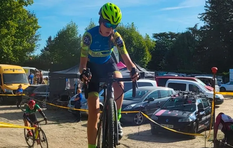 Corredores de la Escuela de Ciclismo Salmantina