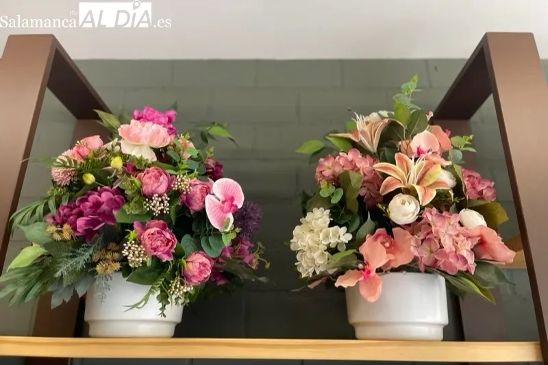 Floristeria Martina esta en el Paseo de la Estación 8 en Peñaranda