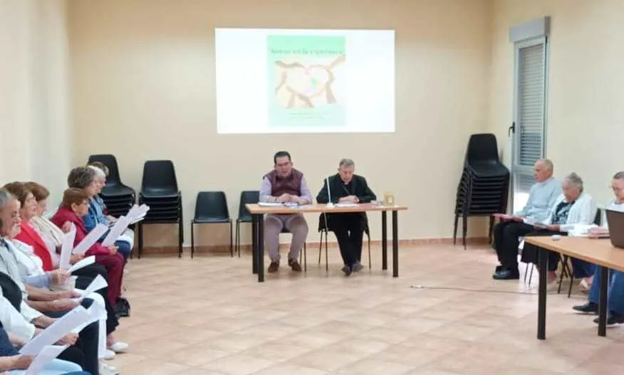 Foto 3 - Unas 40 personas participan en el retiro de inicio de curso del Arciprestazgo de &Aacute;gueda