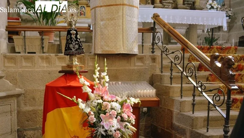 Foto 4 - La Guardia Civil de Lumbrales celebra la fiesta de su Patrona con las autoridades de El Abadengo