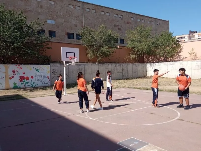Foto 5 - El colegio Antonio Machado se suma al D&iacute;a Europeo del Deporte Escolar