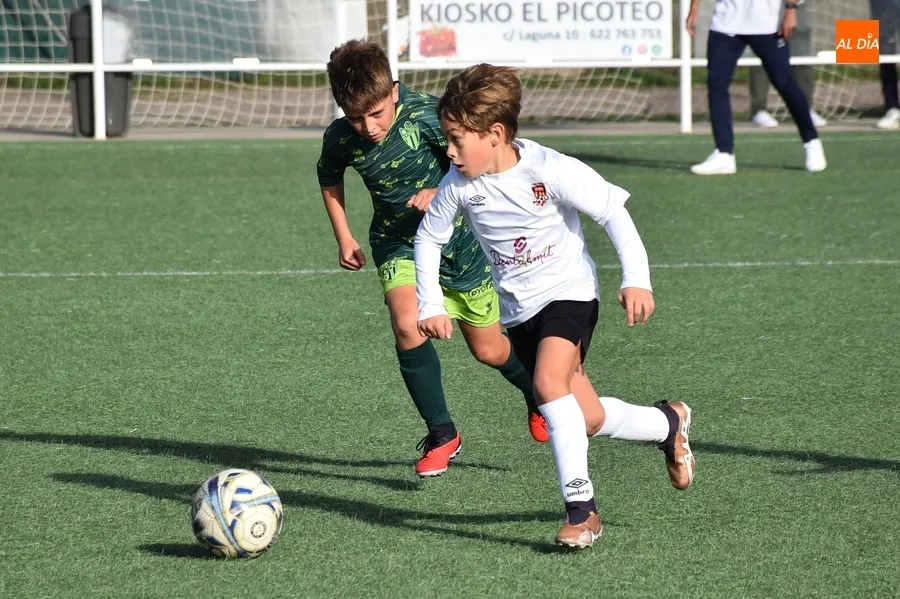 Foto 5 - #M [28-29 OCT] El Benjam&iacute;n del Ciudad Rodrigo suma su primer punto tras lograr igualar 5 desventajas