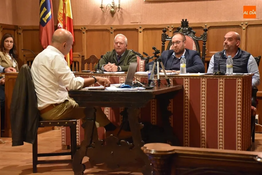 Foto 7 - El PP aprueba en solitario una subida generalizada de impuestos y tasas para el a&ntilde;o 2024