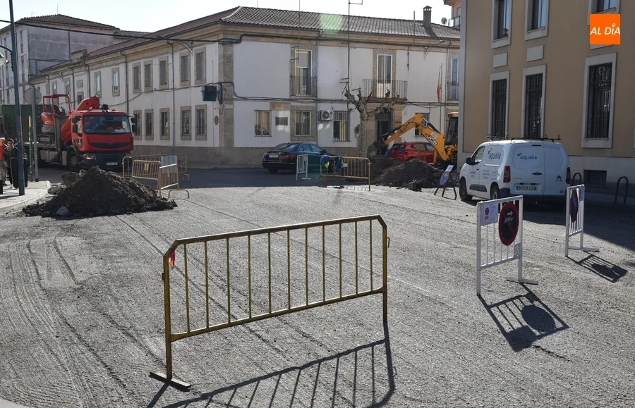 Foto 4 - Los primeros de la &lsquo;nueva&rsquo; Avenida de Espa&ntilde;a, en &lsquo;direcci&oacute;n prohibida&rsquo; en una ca&oacute;tica ma&ntilde;ana 