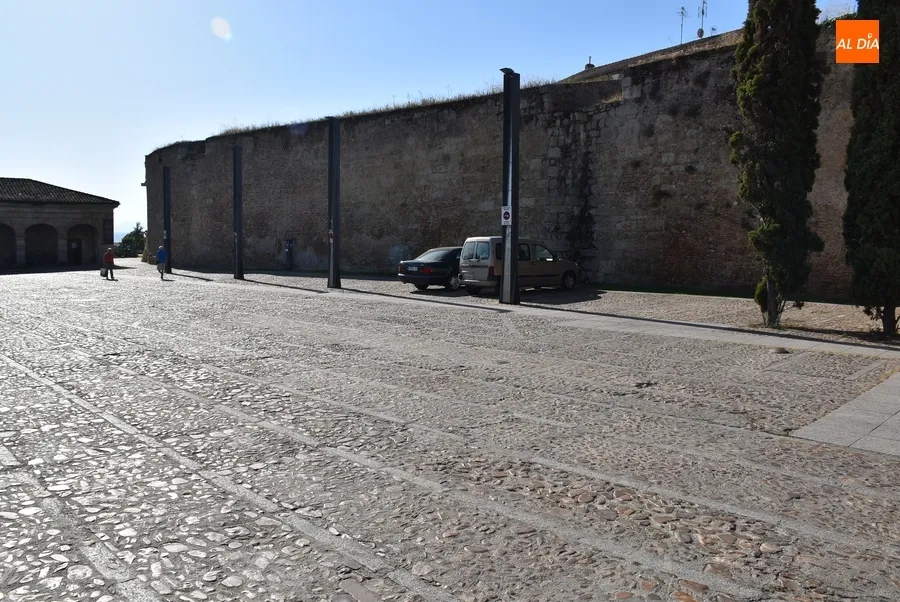Foto 5 - Los primeros de la &lsquo;nueva&rsquo; Avenida de Espa&ntilde;a, en &lsquo;direcci&oacute;n prohibida&rsquo; en una ca&oacute;tica ma&ntilde;ana 