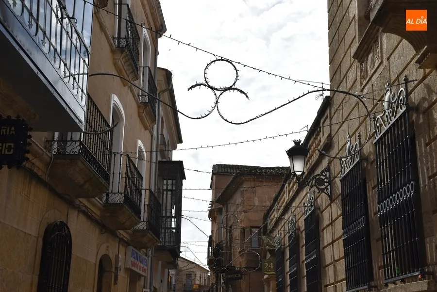 Foto 2 - Arranca el montaje del alumbrado navide&ntilde;o, que se encender&aacute; el 1 de diciembre