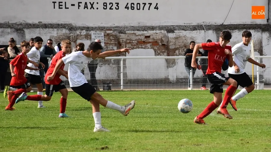 Foto 3 - El Infantil del Ciudad Rodrigo gana en su hist&oacute;rica cita en el Francisco Mateos al Salamanca CF UDS