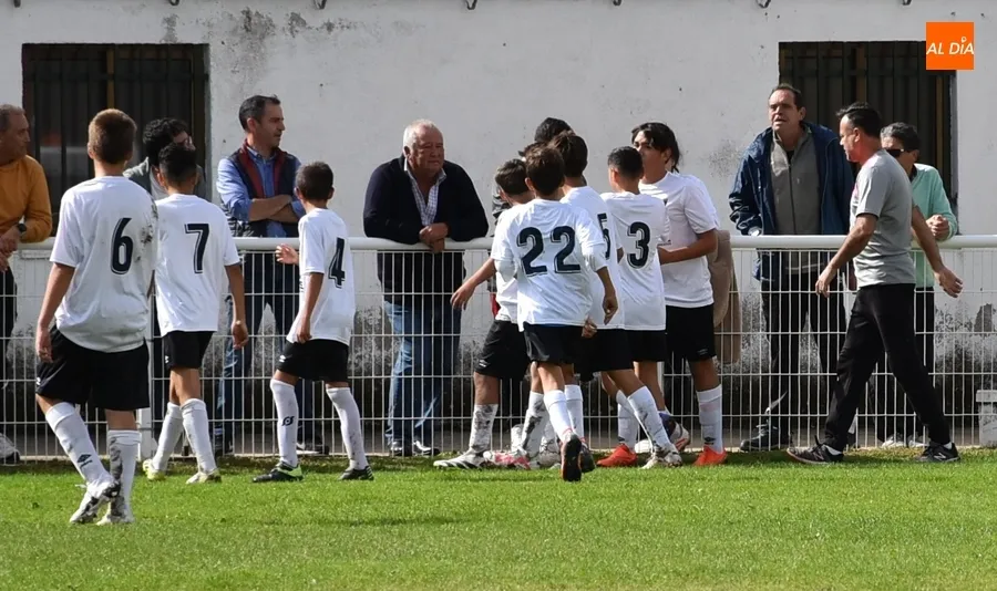 Foto 8 - El Infantil del Ciudad Rodrigo gana en su hist&oacute;rica cita en el Francisco Mateos al Salamanca CF UDS