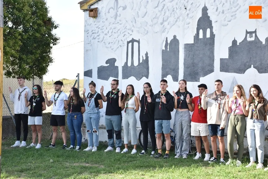 Foto 2 - Los scouts inician la Ronda Solar en la que cumplir&aacute;n 50 a&ntilde;os inaugurando el nuevo look de su sede