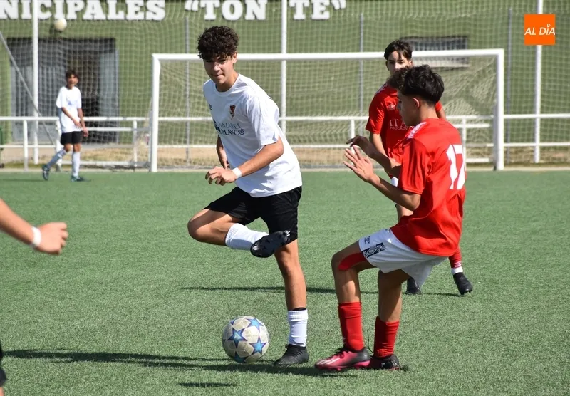 Foto 4 - #M [7-8 OCT] C&oacute;modo arranque liguero del Alev&iacute;n B del Ciudad Rodrigo ante el Ribert C