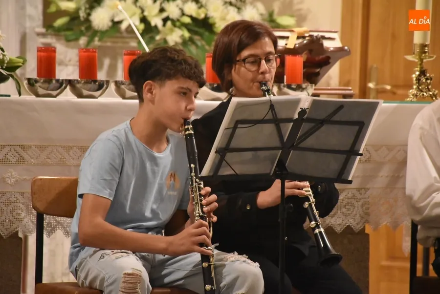 Foto 6 - La Familia Satur pone banda sonora al fin de semana de clausura del A&ntilde;o Jubilar Teresiano